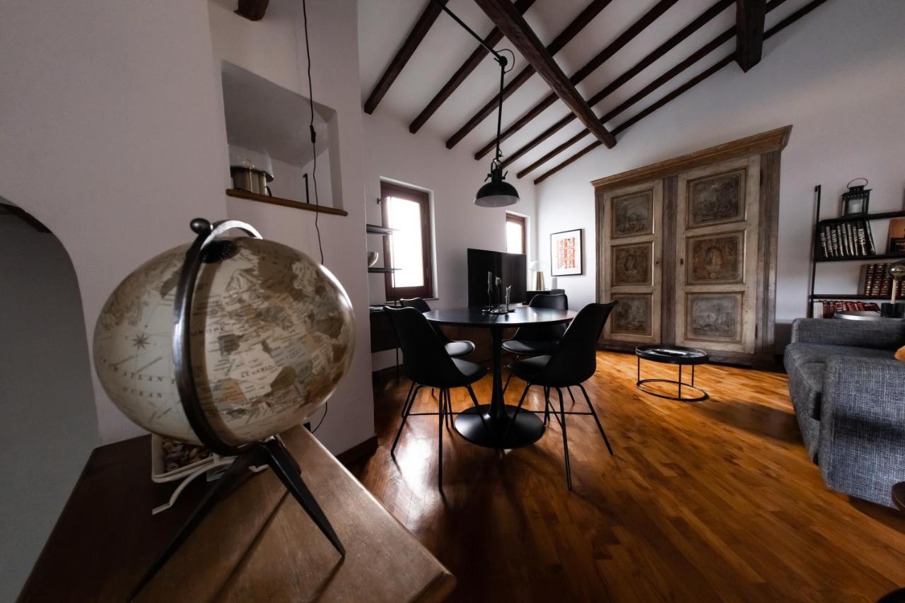Tina'S Apartment ฟลอเรนซ์ ภายนอก รูปภาพ